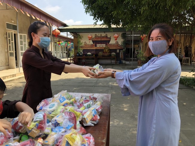 The Buddha bath Rite on occasion of His Birthday 2021 at Dong Cao Pagoda